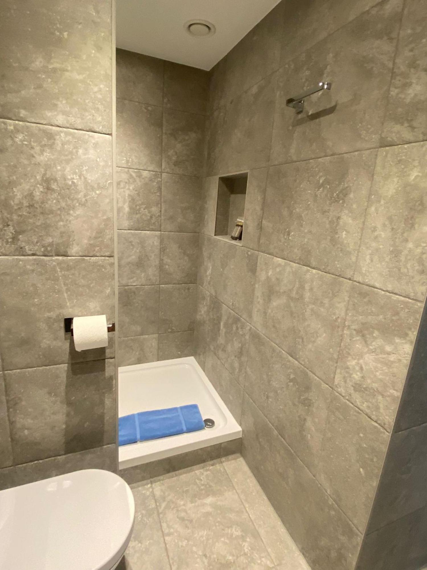 4 The View Apartments Ilfracombe - Seafront, Parking, Lift, Ev Exteriör bild