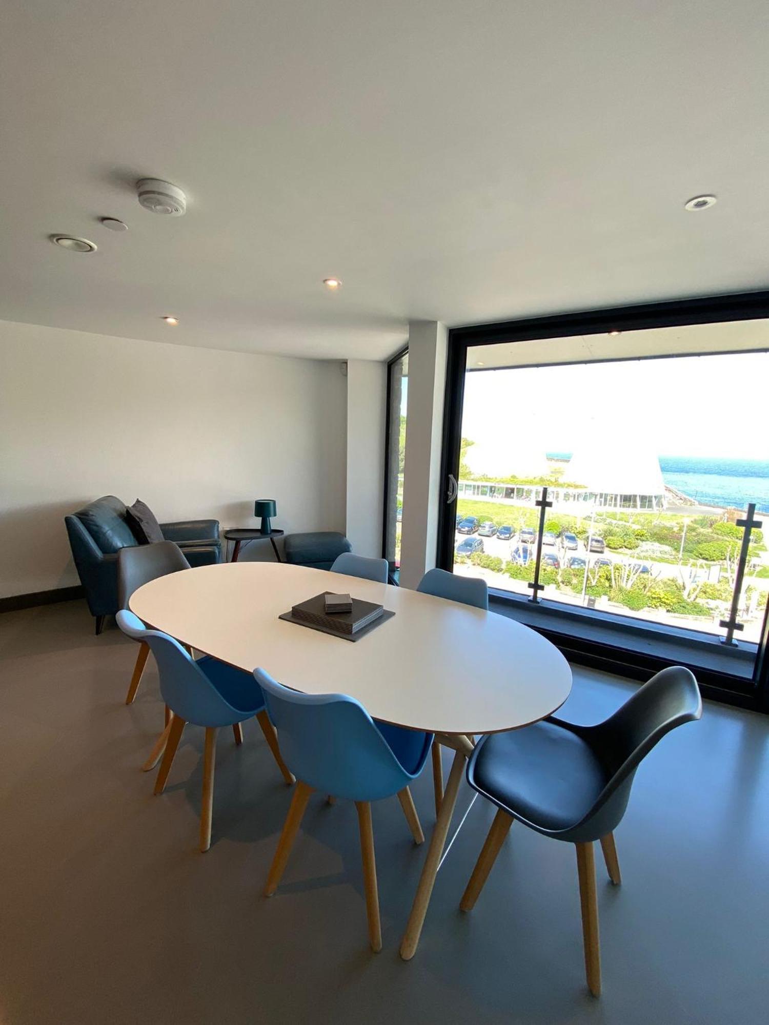 4 The View Apartments Ilfracombe - Seafront, Parking, Lift, Ev Exteriör bild